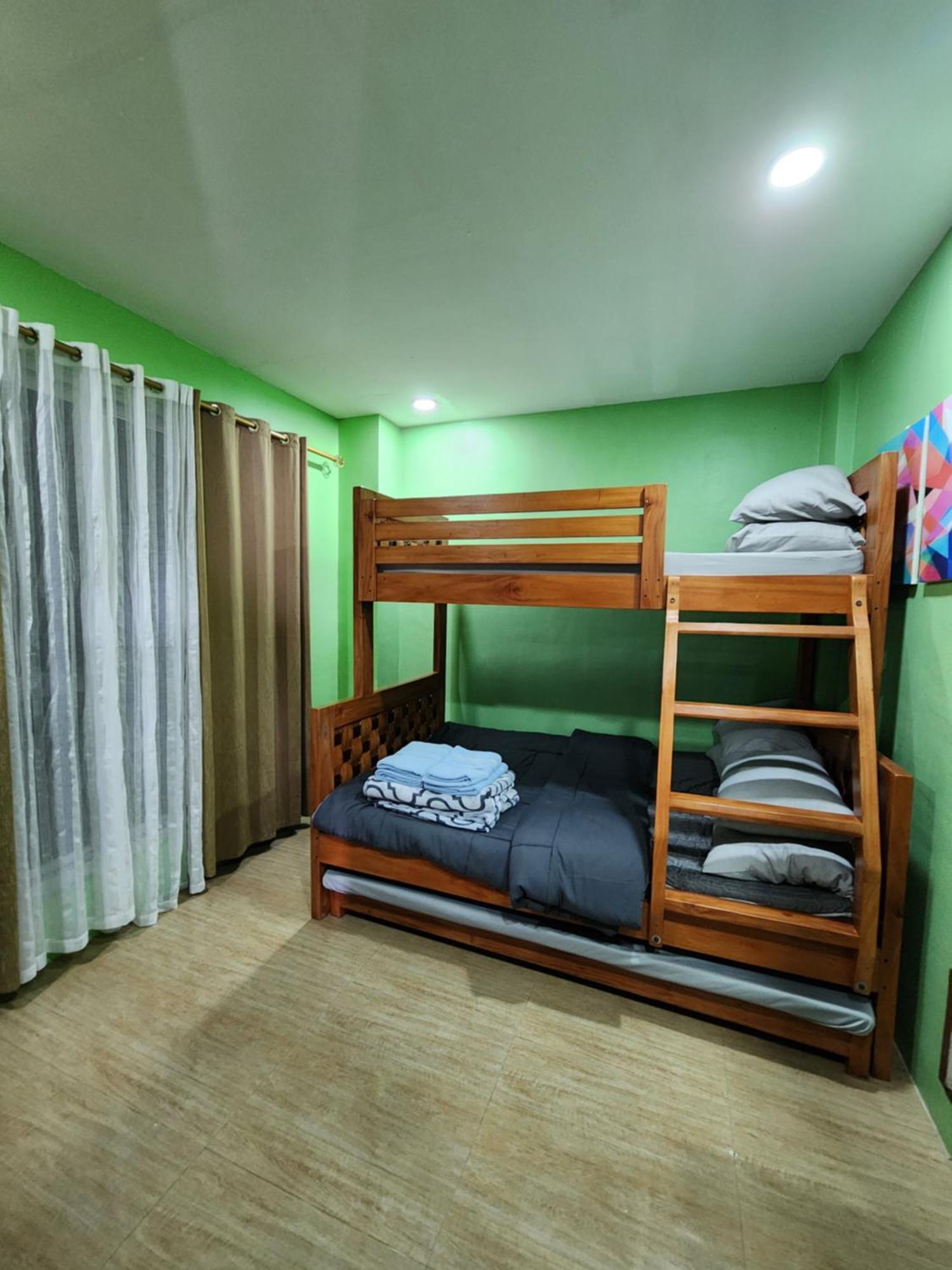 Mountain And Sunsetview Baguio Residences Baguio City Phòng bức ảnh